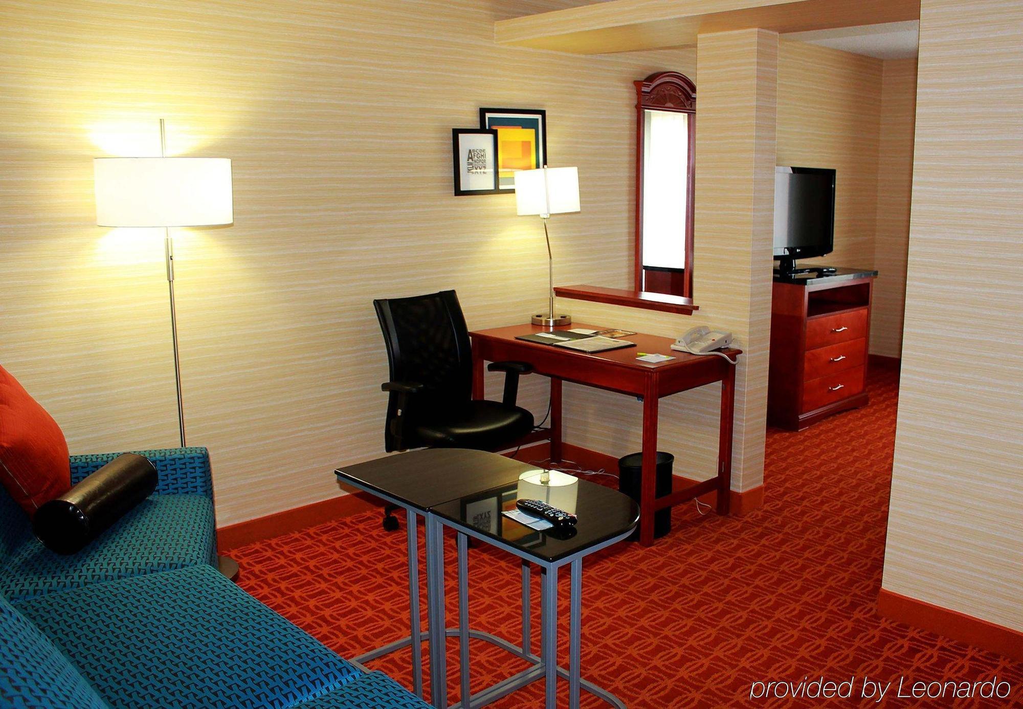Fairfield Inn & Suites Detroit Farmington Hills Exterior foto