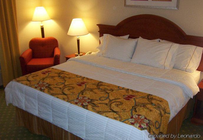 Fairfield Inn & Suites Detroit Farmington Hills Exterior foto
