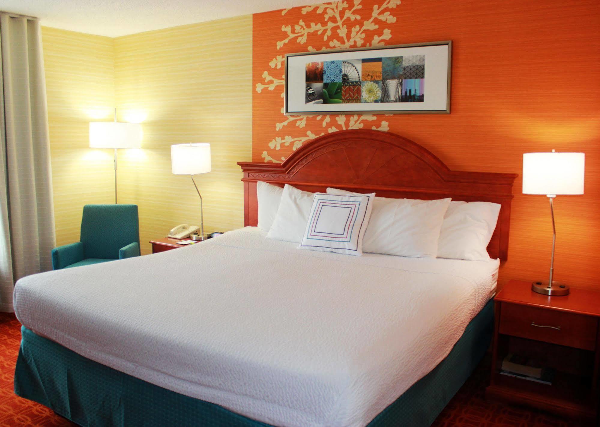 Fairfield Inn & Suites Detroit Farmington Hills Exterior foto