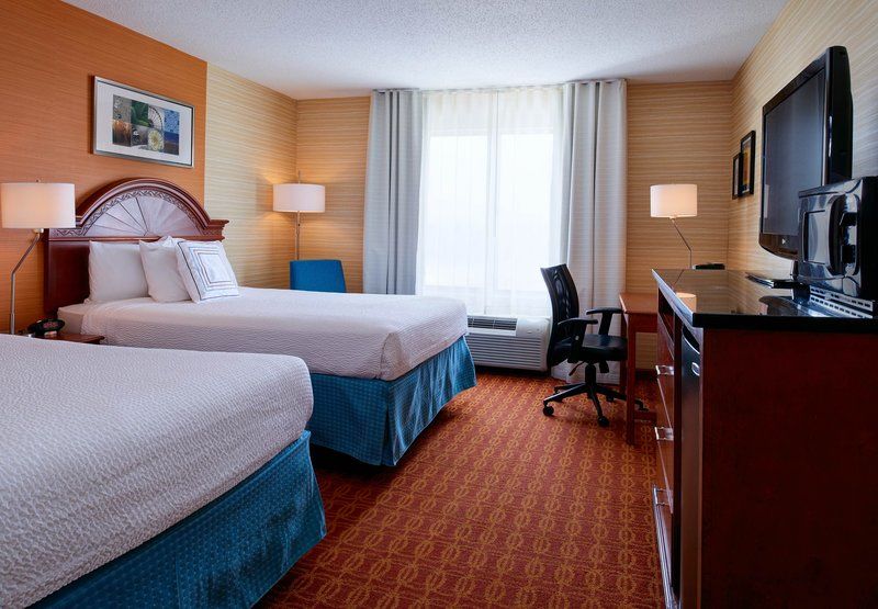 Fairfield Inn & Suites Detroit Farmington Hills Exterior foto